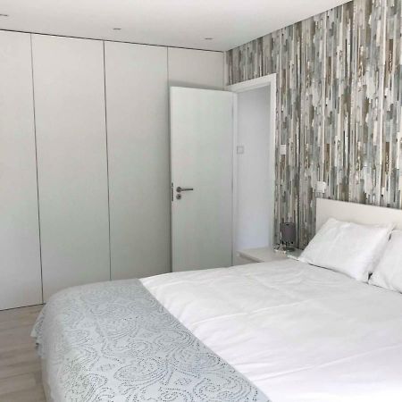 Calua Apartment In โปโว เดอ วาร์ซิม ภายนอก รูปภาพ